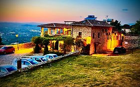 Kris Guest House